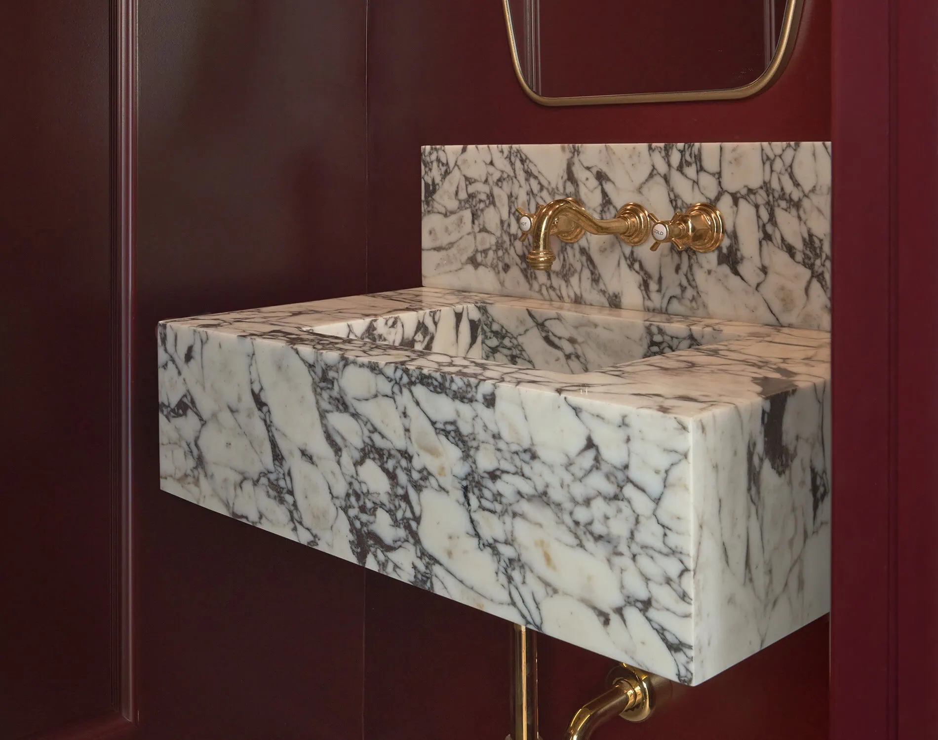 Identifying Craftsmanship in Home Remodeling Projects 1 Calacatta Viola Marble Sink Craftsmanship Shines