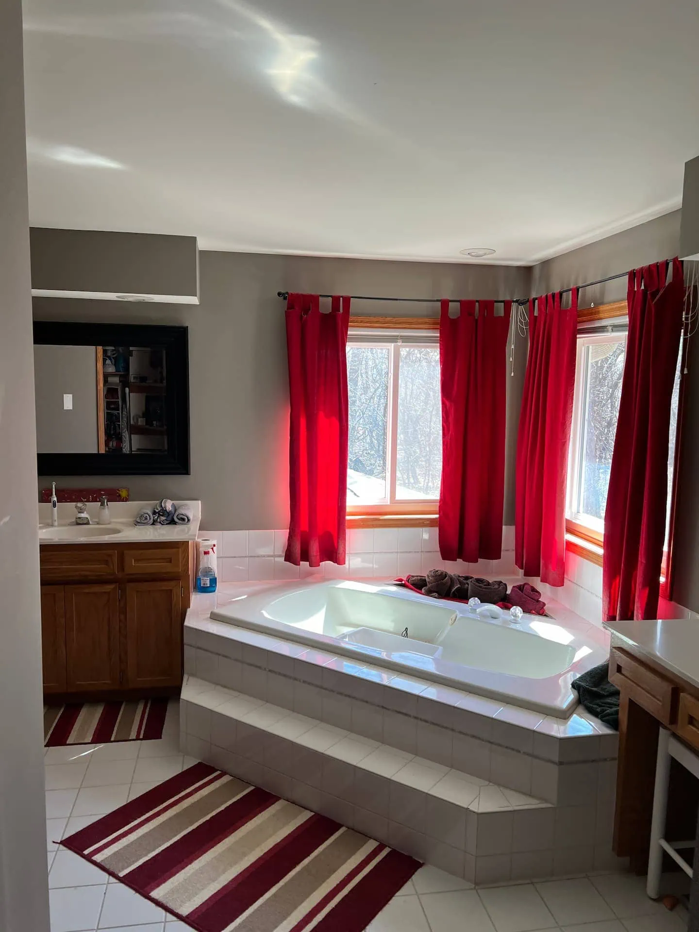 An Empty Nester's Renewal 9 Primary Suite Before