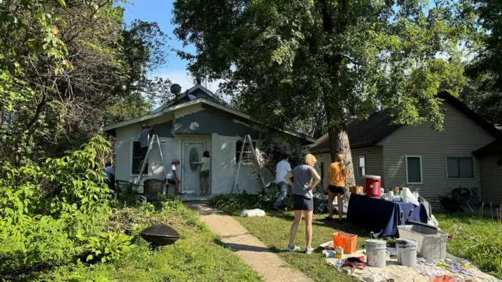 Quartersawn staff volunteering for Hearts & Hammers