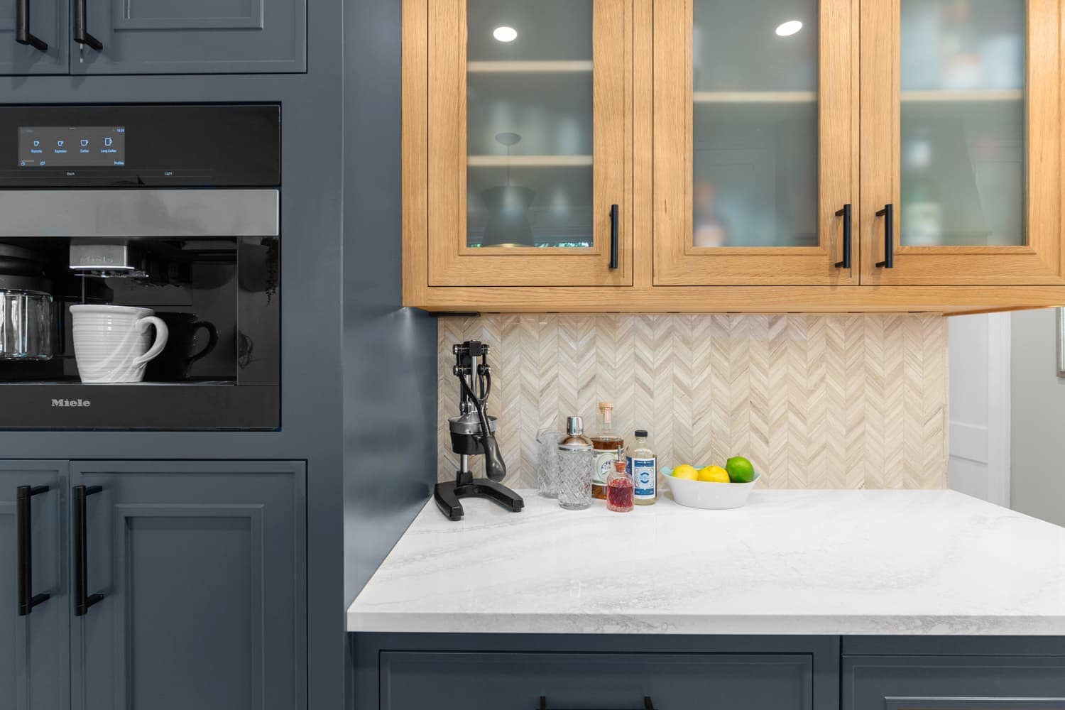 Cabinet Door Styles for Every Aesthetic 5 Traditional Shaker Cabinets in Edina Kitchen Remodel