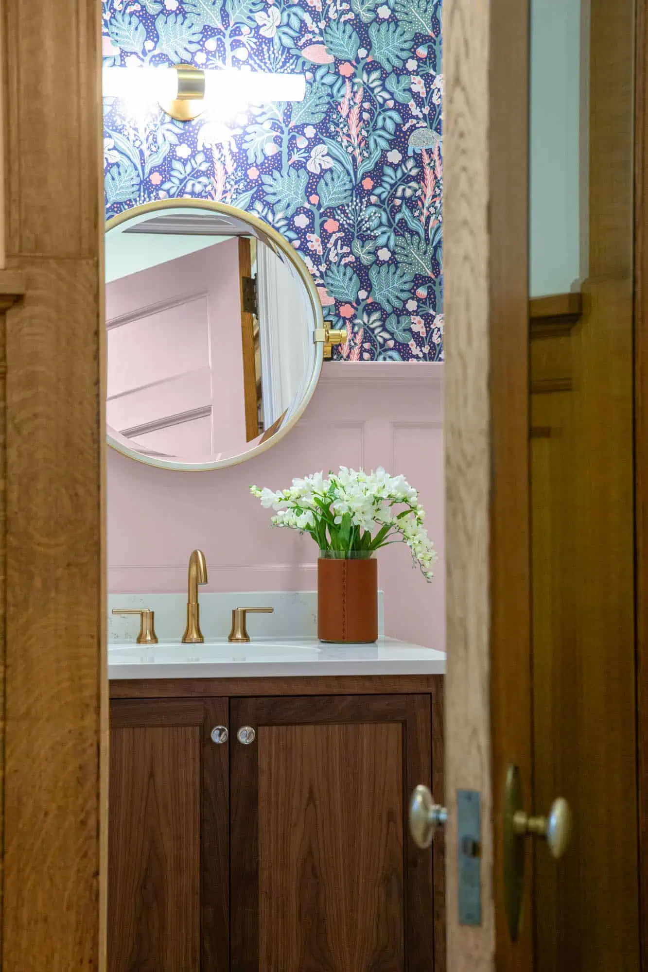 Wallpaper: The Accent Every Powder Room Desires 5 Vibrant Powder Room Wallpaper
