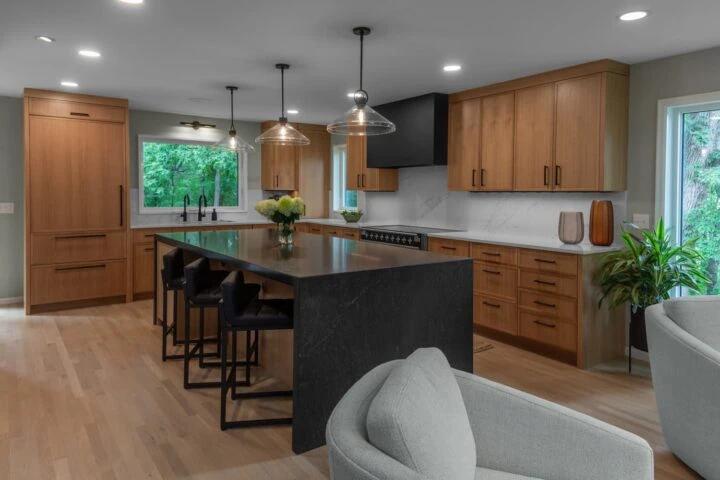 Waterfall Countertop Kitchen Island